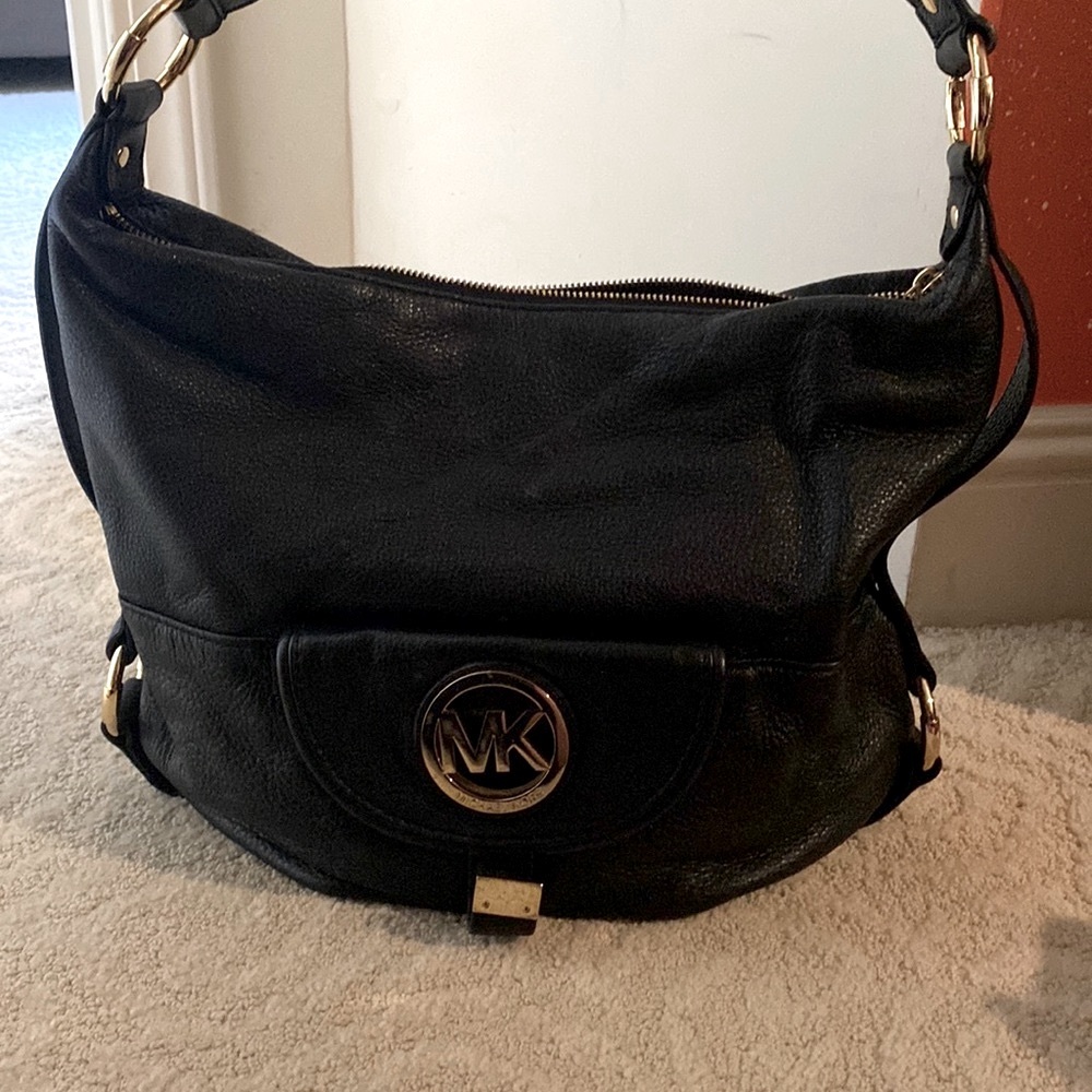 Michael Kors leather shoulder bag